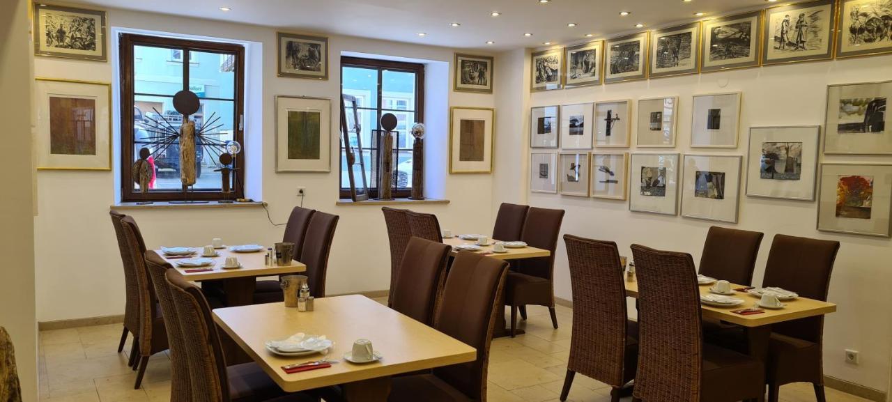 Hotel Garni "Am Ellinger Tor" Weissenburg in Bayern Ngoại thất bức ảnh