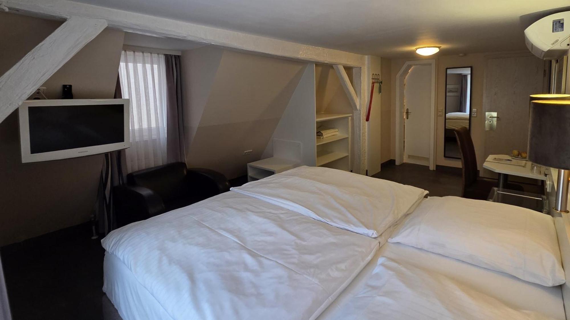 Hotel Garni "Am Ellinger Tor" Weissenburg in Bayern Ngoại thất bức ảnh